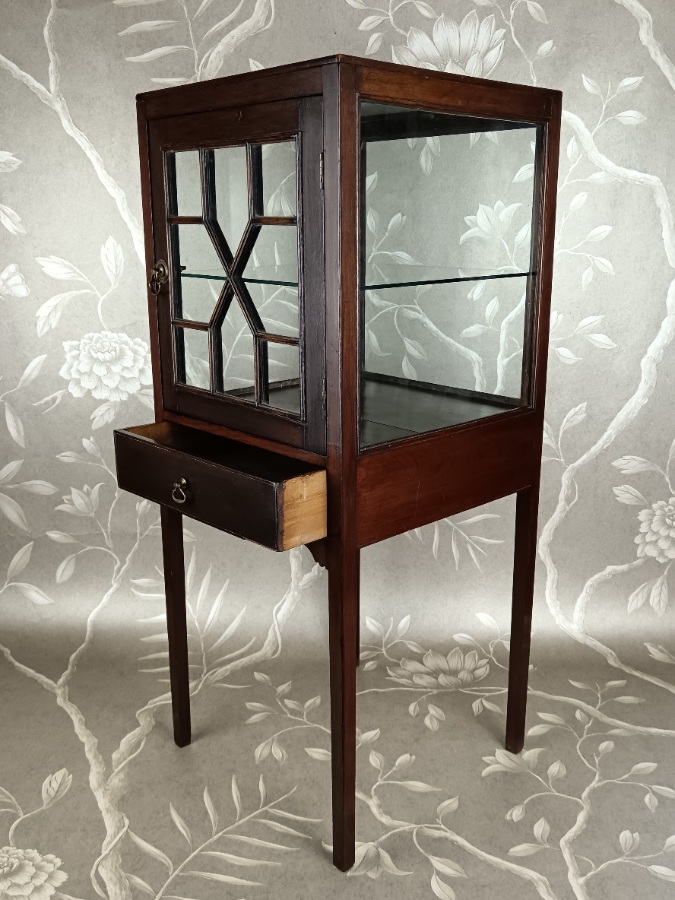 Georgian Display Cabinet (3).jpg